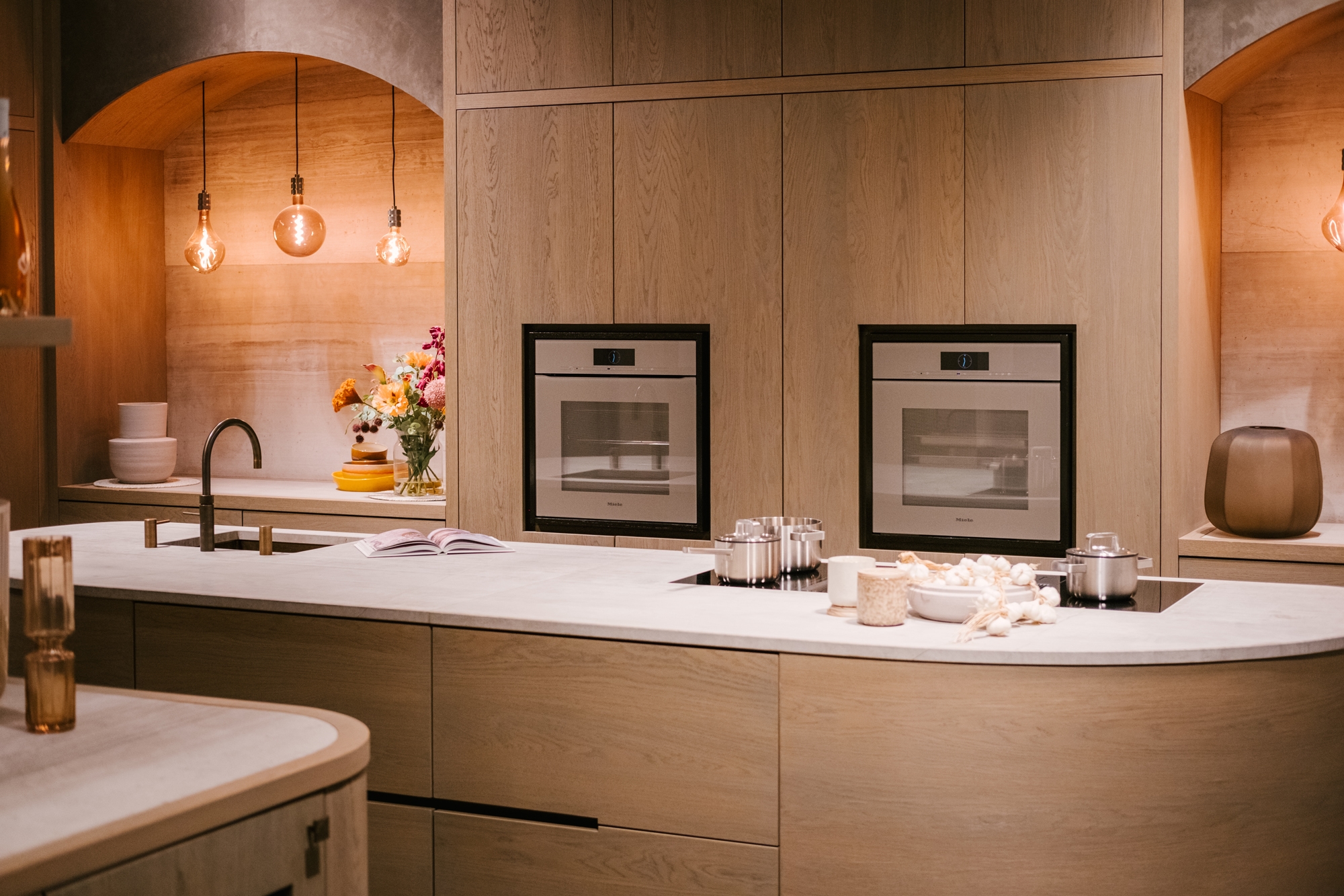 Miele Pearl Beige 13
